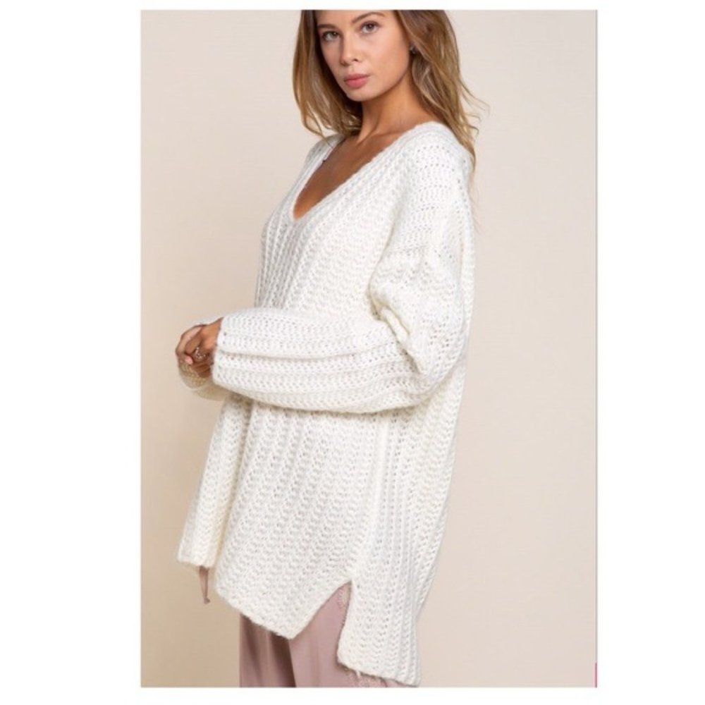 POL Oversized Chunky Knit V Neck Sweater In Ivory - Picture 6 of 12